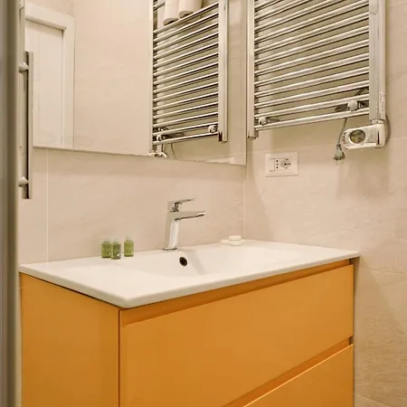 Apartment Domusmi Palazzi 15 *