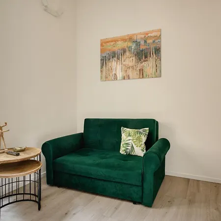 Domusmi Palazzi 15 Apartment